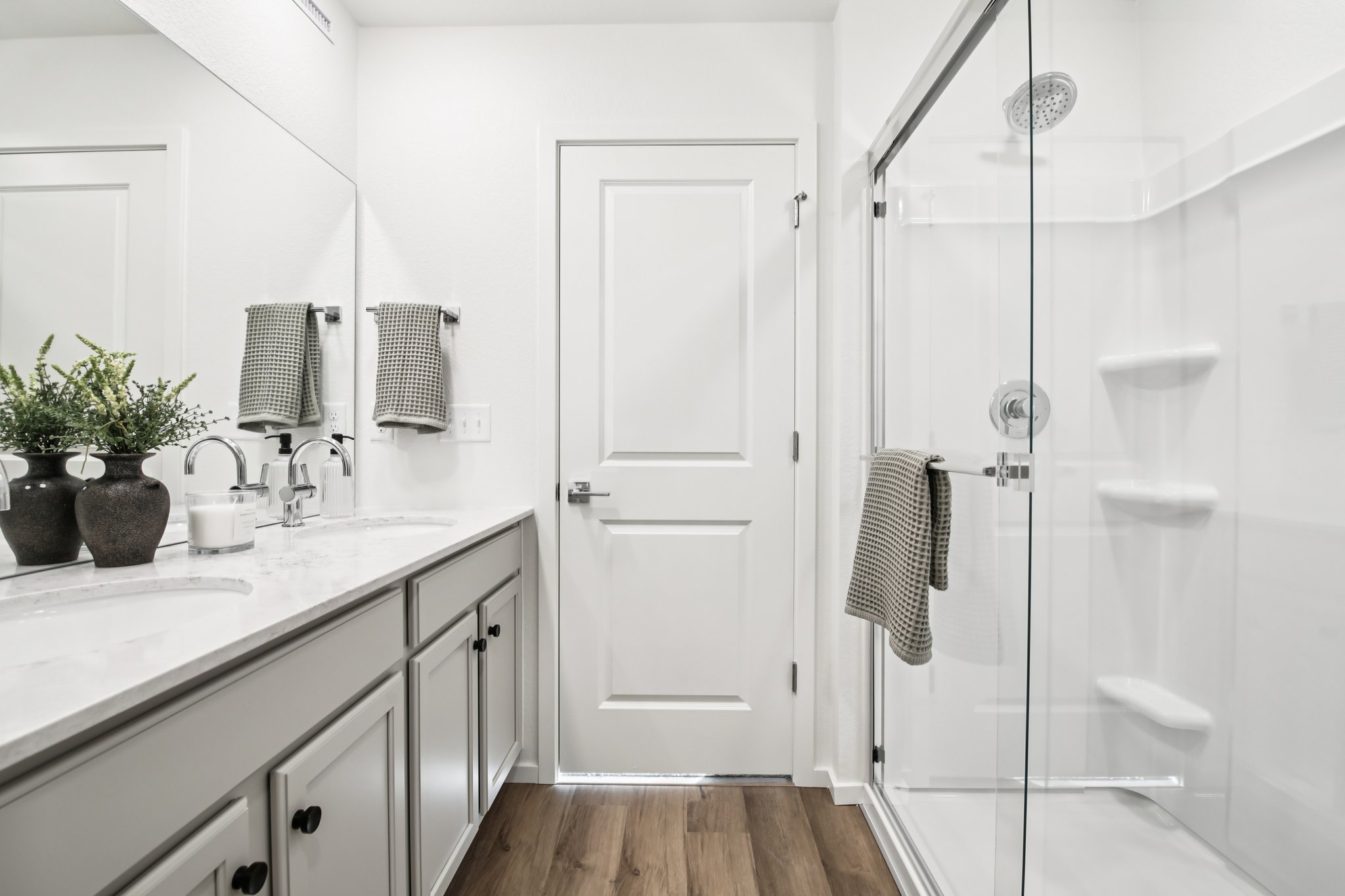 4820 River Roads Dr-S1712-026.jpg