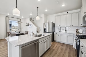 4820 River Roads Dr-S1712-015.jpg