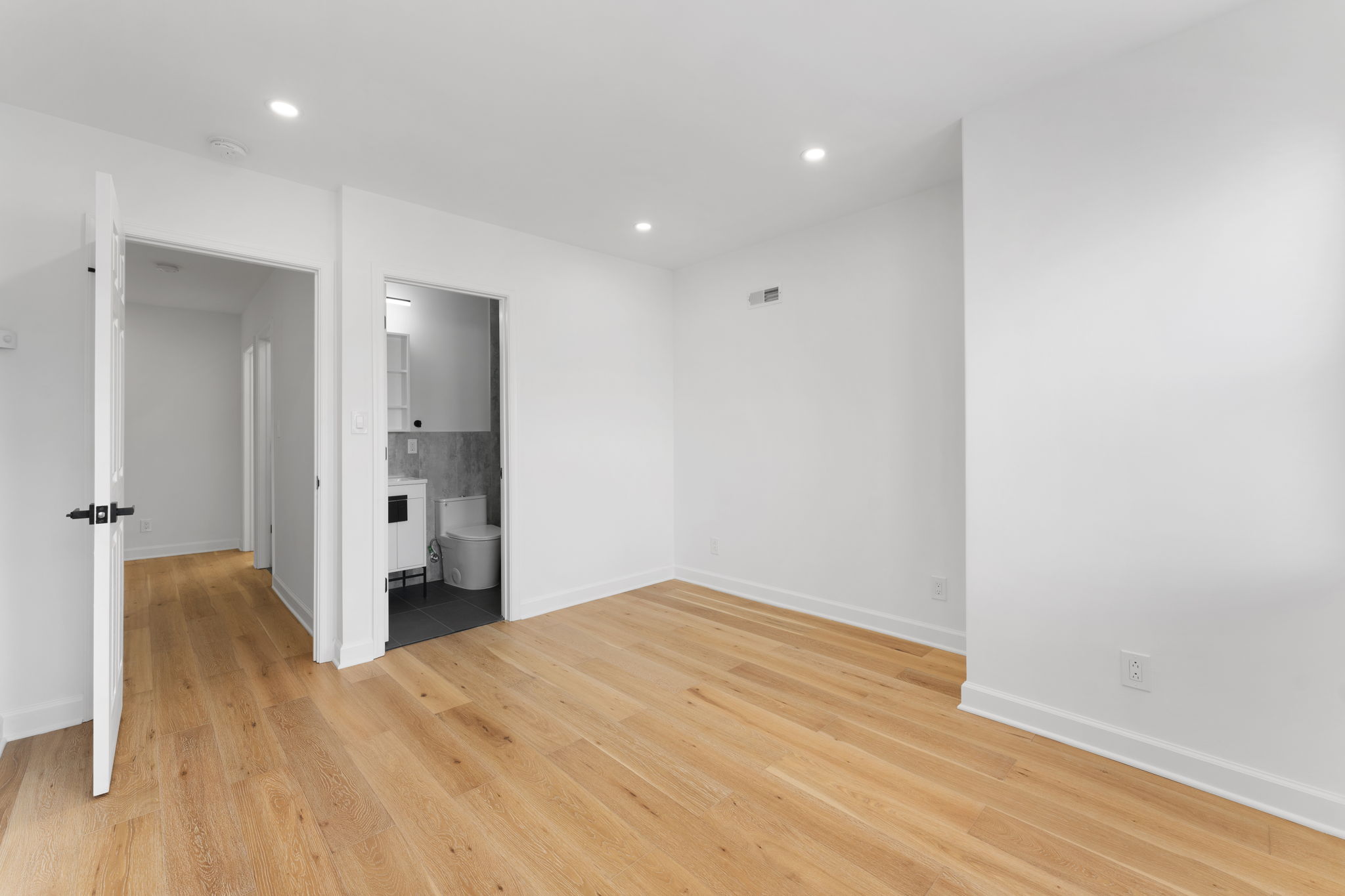 4821 N 10th St, Philadelphia, PA 19141, USA Photo 18