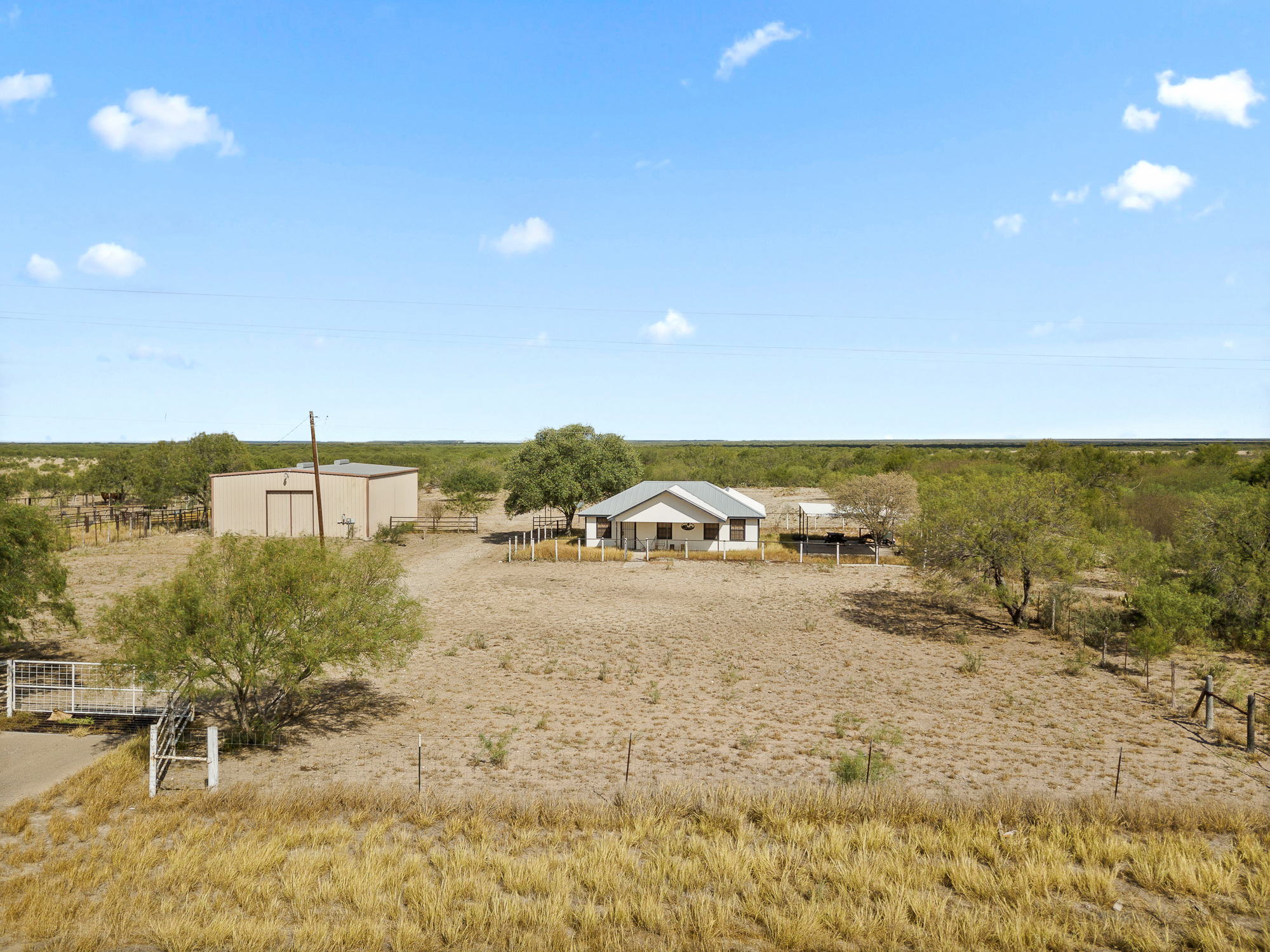4821 TX16, Zapata, TX 78076 Ches Productions, LLC