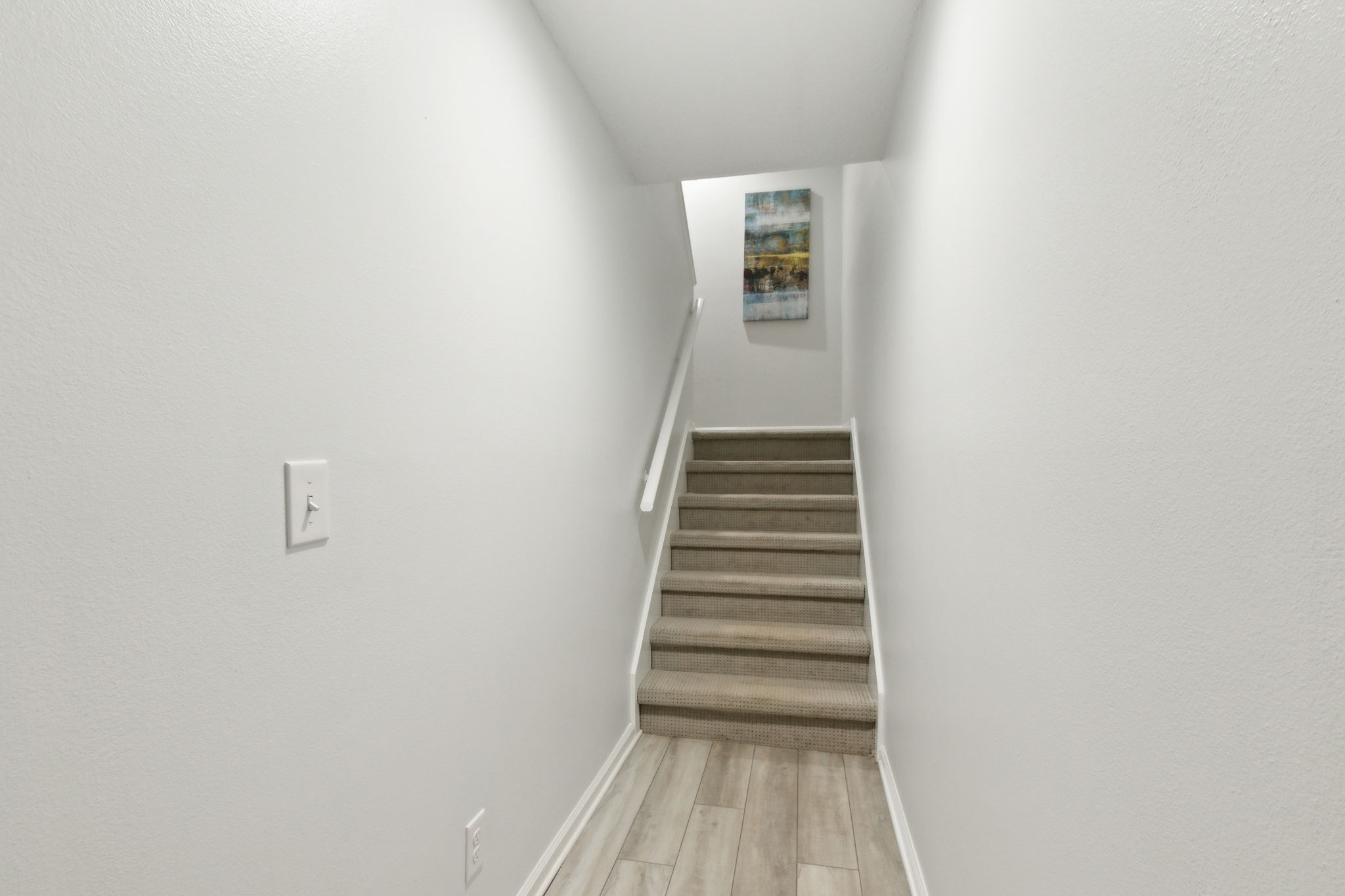 Foyer/Stairway