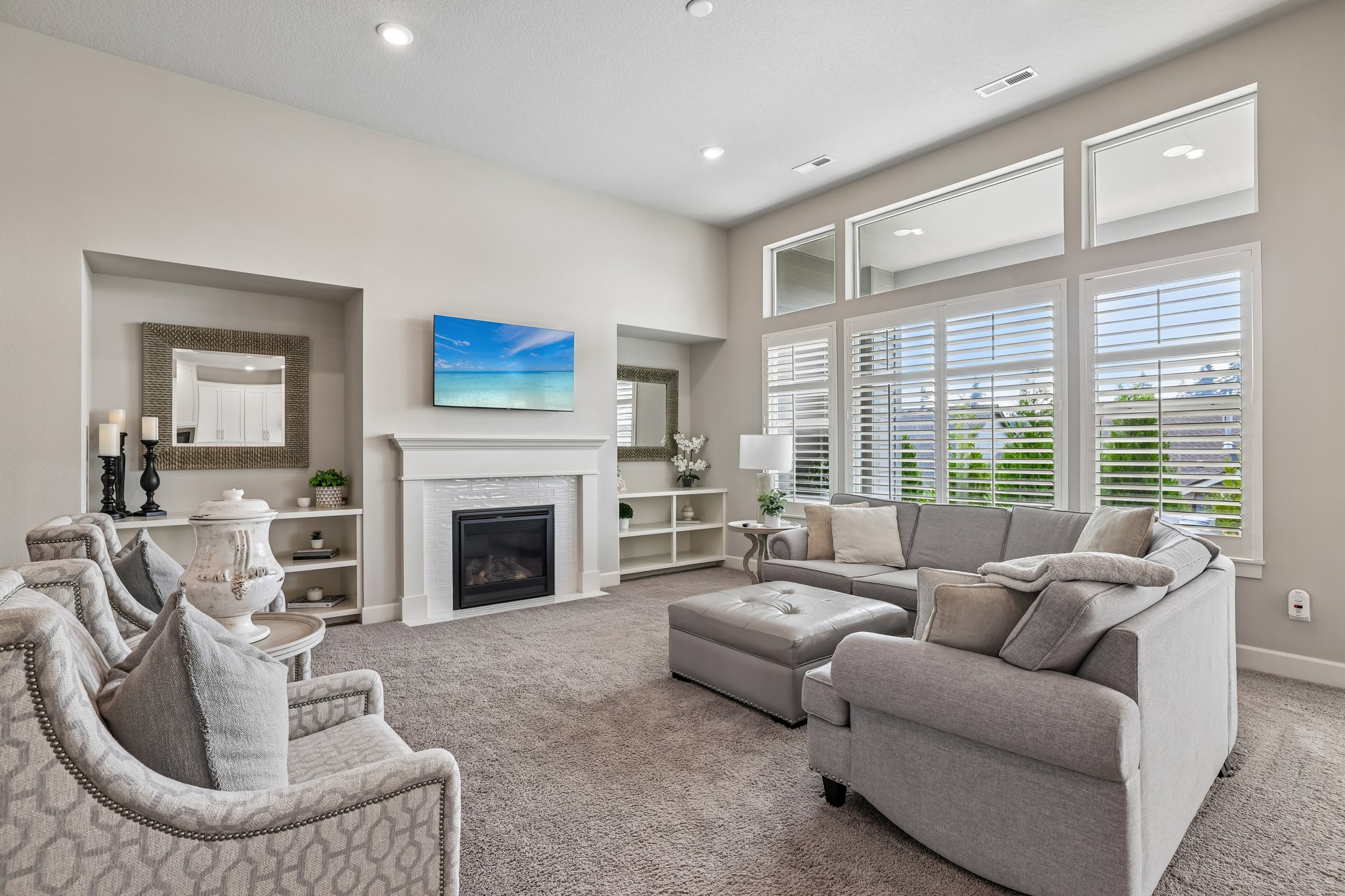 232208 - 4823 S 17th Dr-S0508-009.jpg