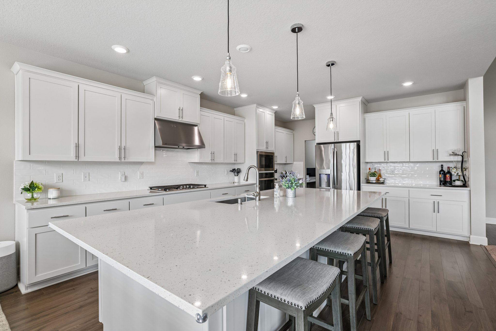 232208 - 4823 S 17th Dr-S0508-021.jpg