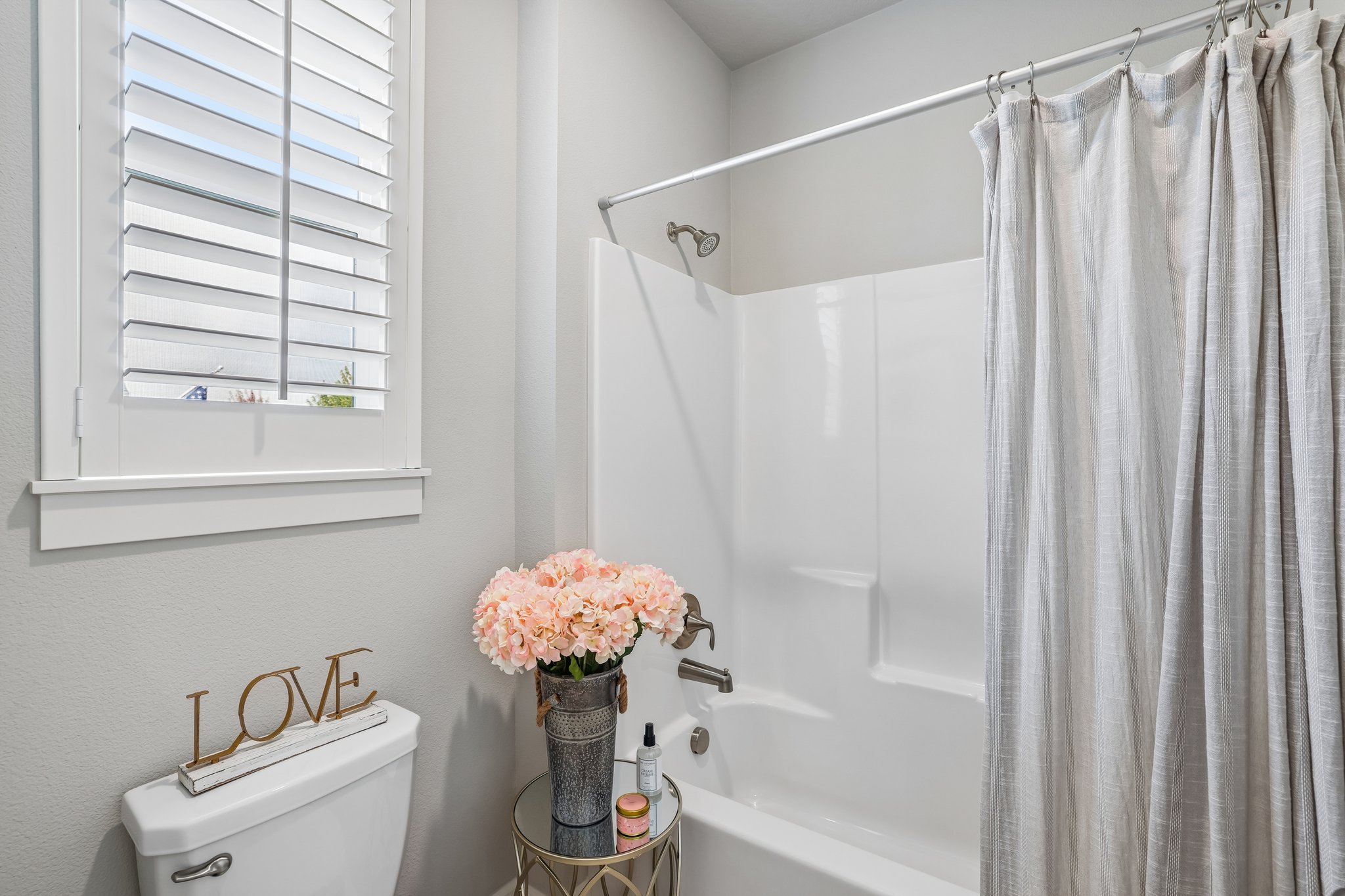 232208 - 4823 S 17th Dr-S0508-028.jpg