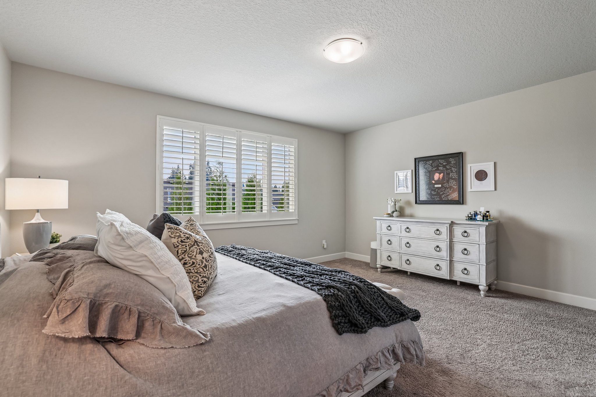 232208 - 4823 S 17th Dr-S0508-040.jpg
