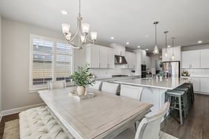 232208 - 4823 S 17th Dr-S0508-013.jpg