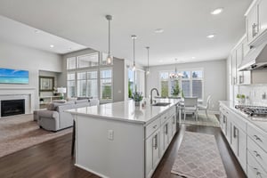 232208 - 4823 S 17th Dr-S0508-018.jpg