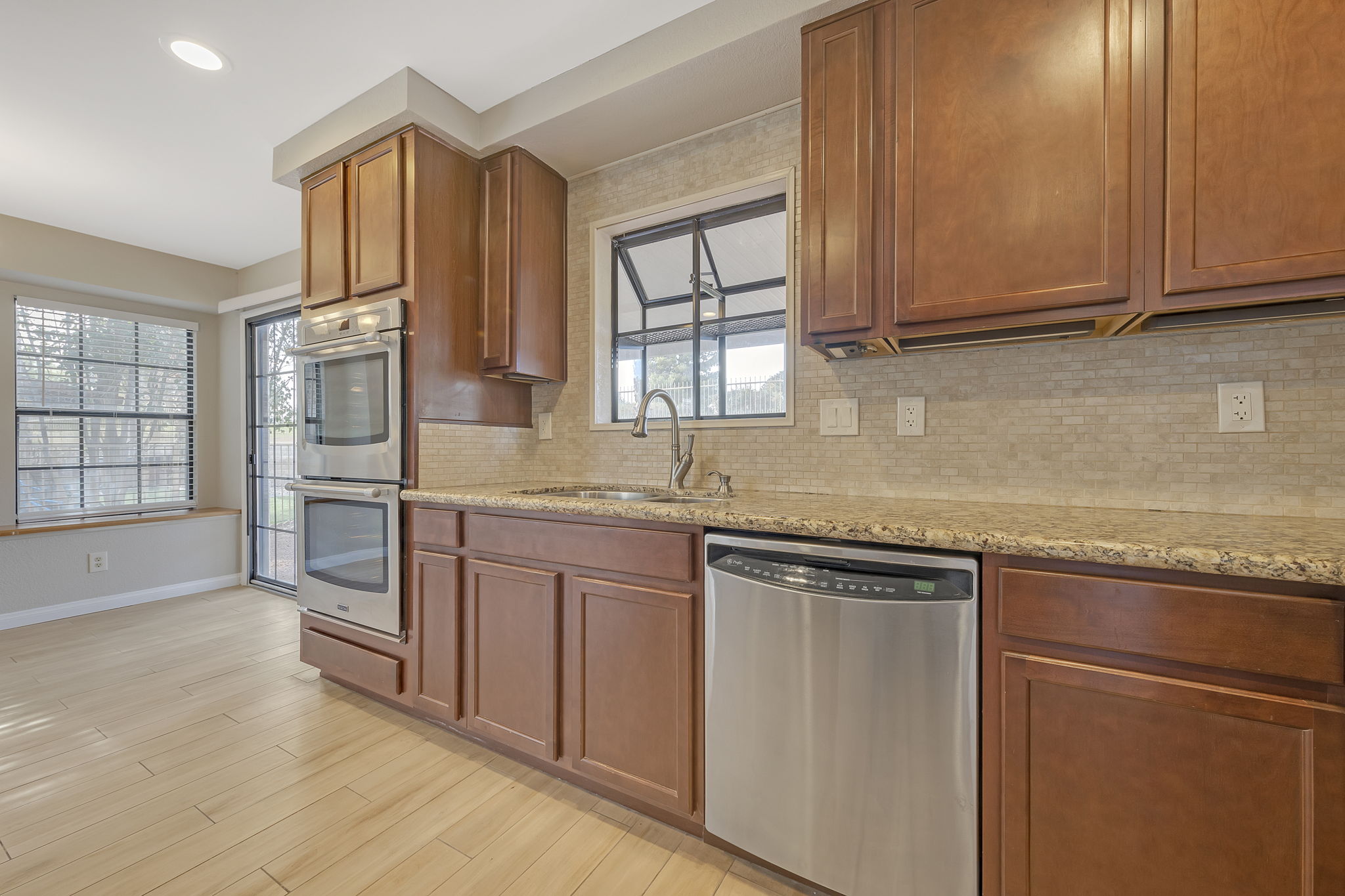 4825 Fiesta Lakes St, Las Vegas, NV 89130, USA Photo 9