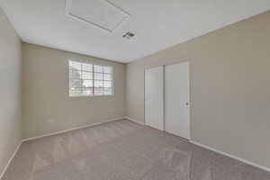 4825 Fiesta Lakes St, Las Vegas, NV 89130, USA Photo 15