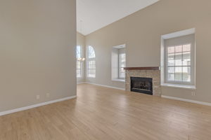 4825 Fiesta Lakes St, Las Vegas, NV 89130, USA Photo 2