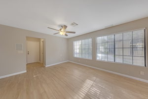 4825 Fiesta Lakes St, Las Vegas, NV 89130, USA Photo 4