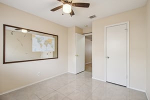 Sunlit Well Dr-023.jpg