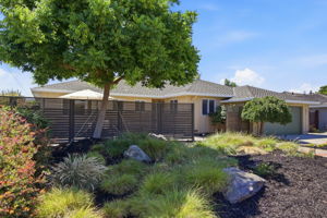 002_F8_4826 Northdale Dr