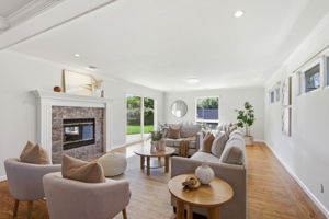 008_F8_4826 Northdale Dr