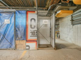  Photo 49