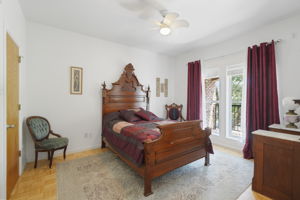  Photo 31