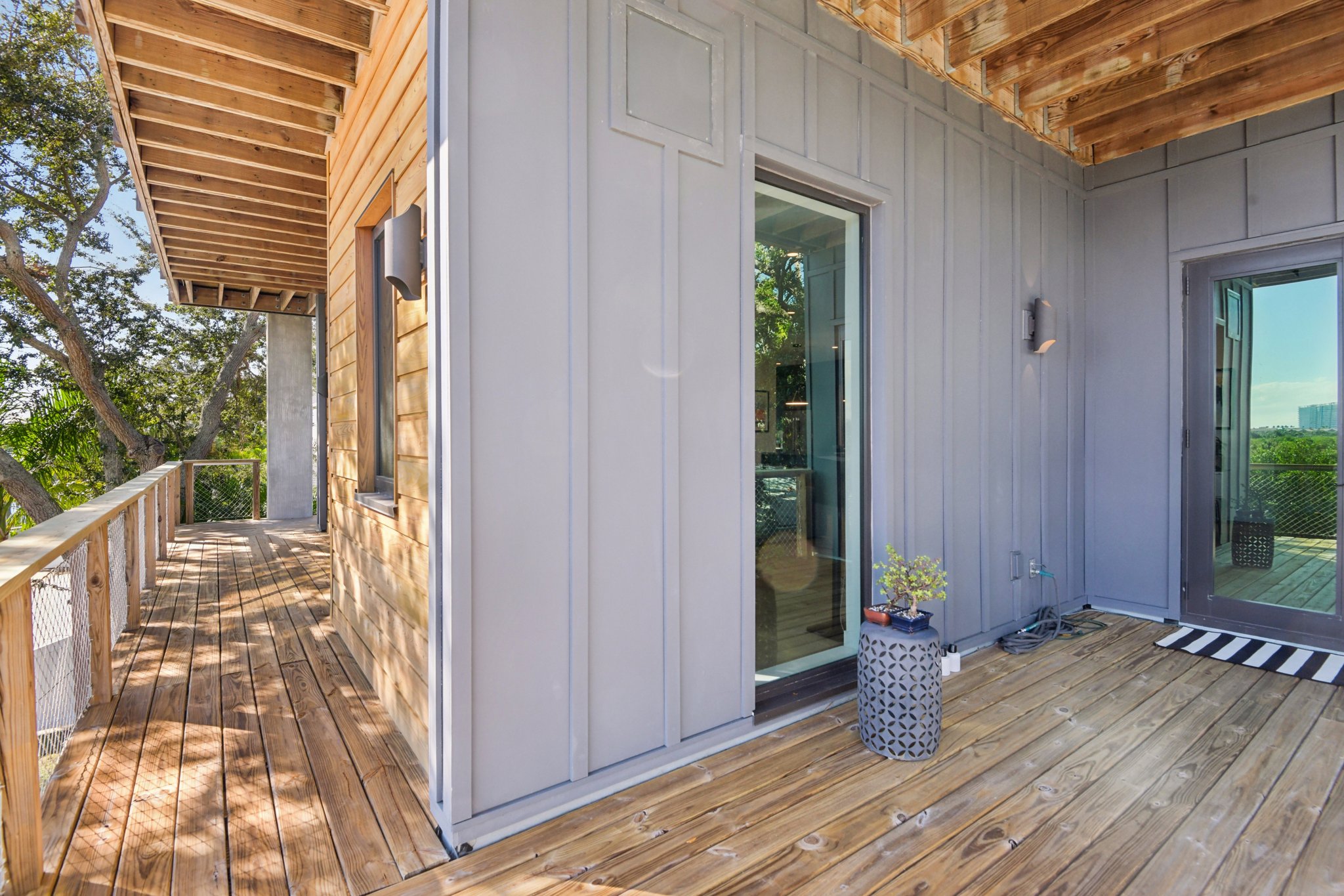 W Flamingo Rd-S2910-058.jpg