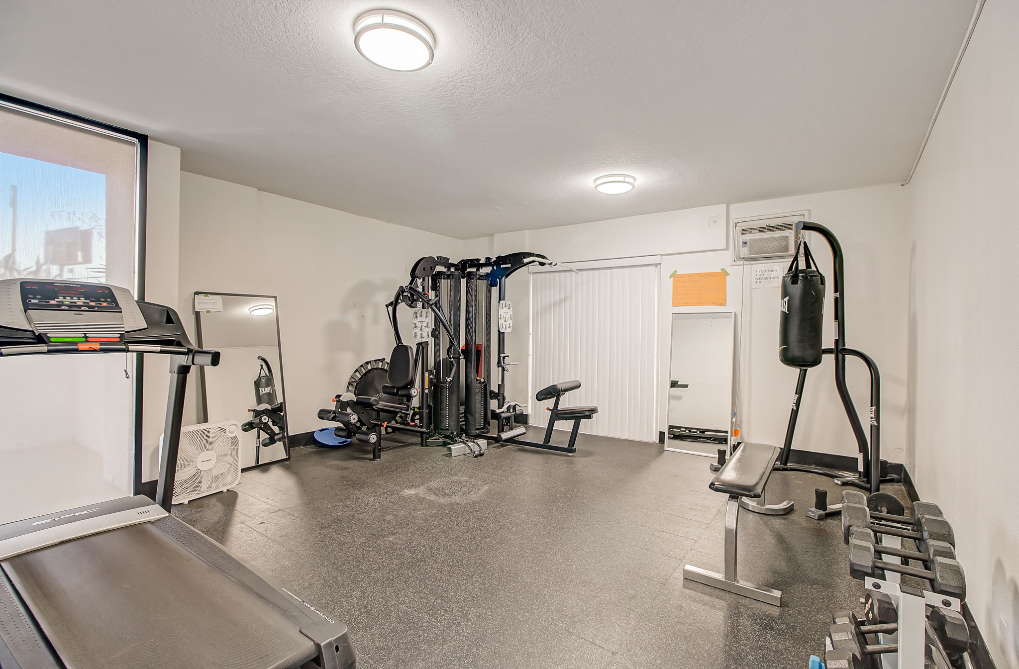 Whitsett Ave 302-026