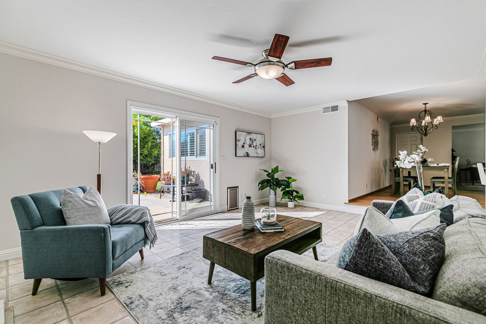 013_483 Churchill Park Dr