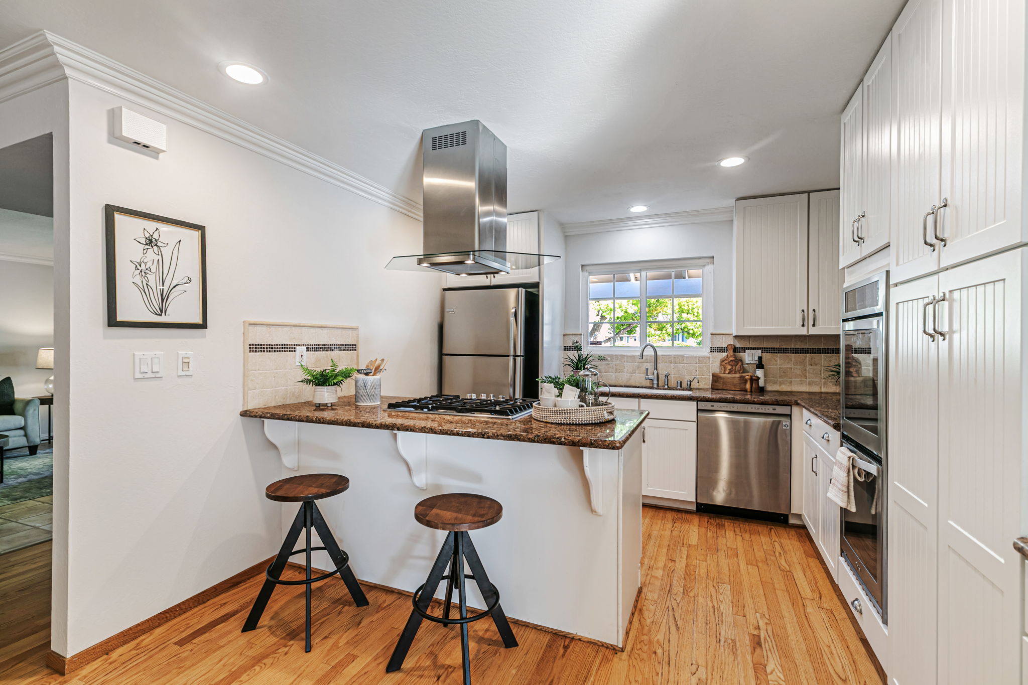 017_483 Churchill Park Dr