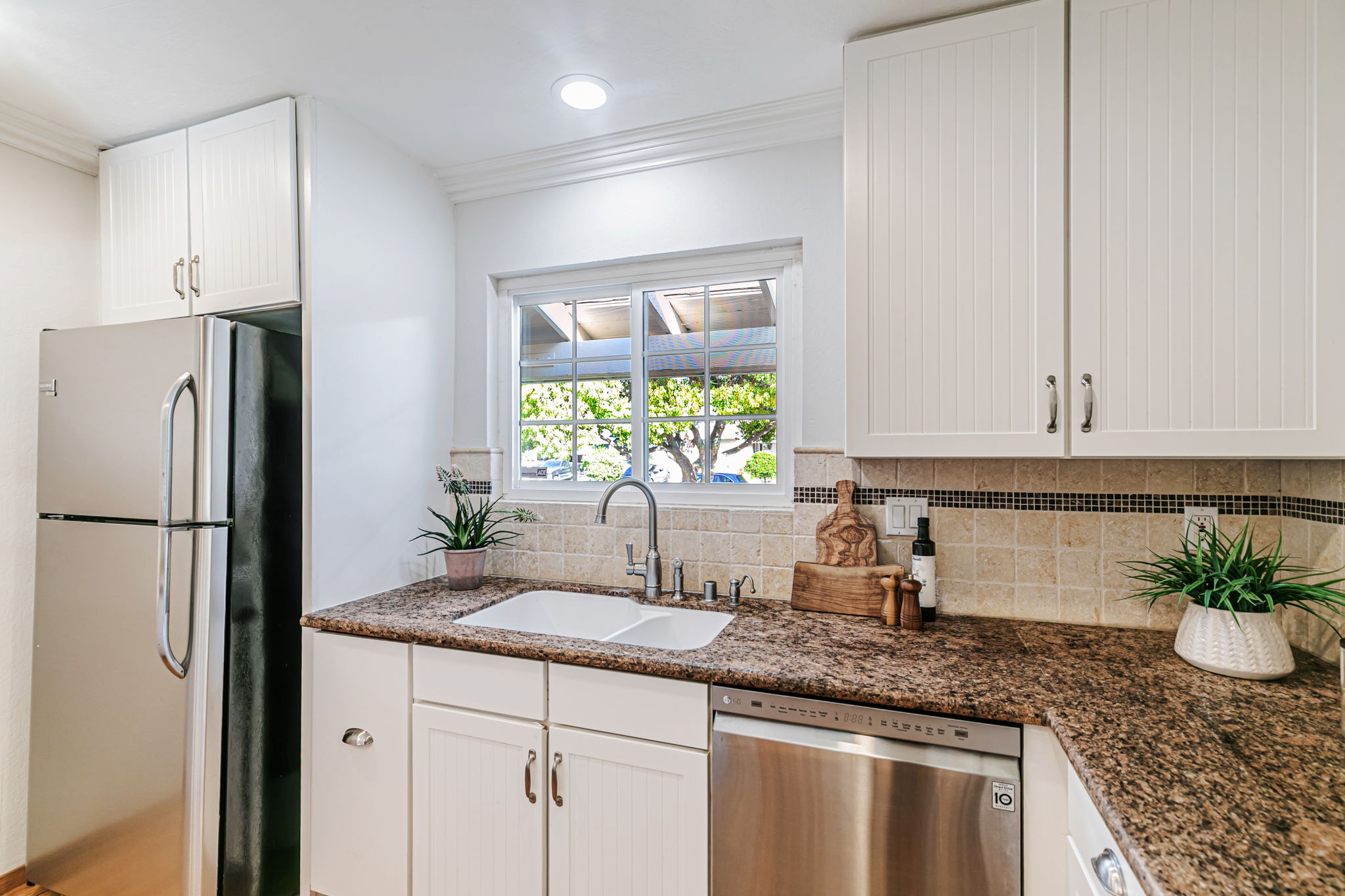 020_483 Churchill Park Dr