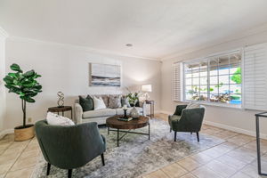 008_483 Churchill Park Dr