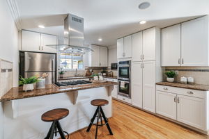 016_483 Churchill Park Dr