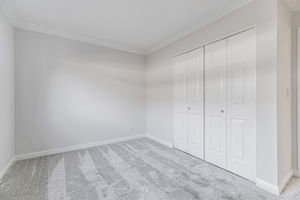 029_483 Churchill Park Dr