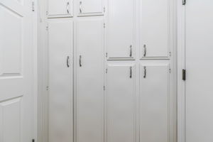 038_483 Churchill Park Dr