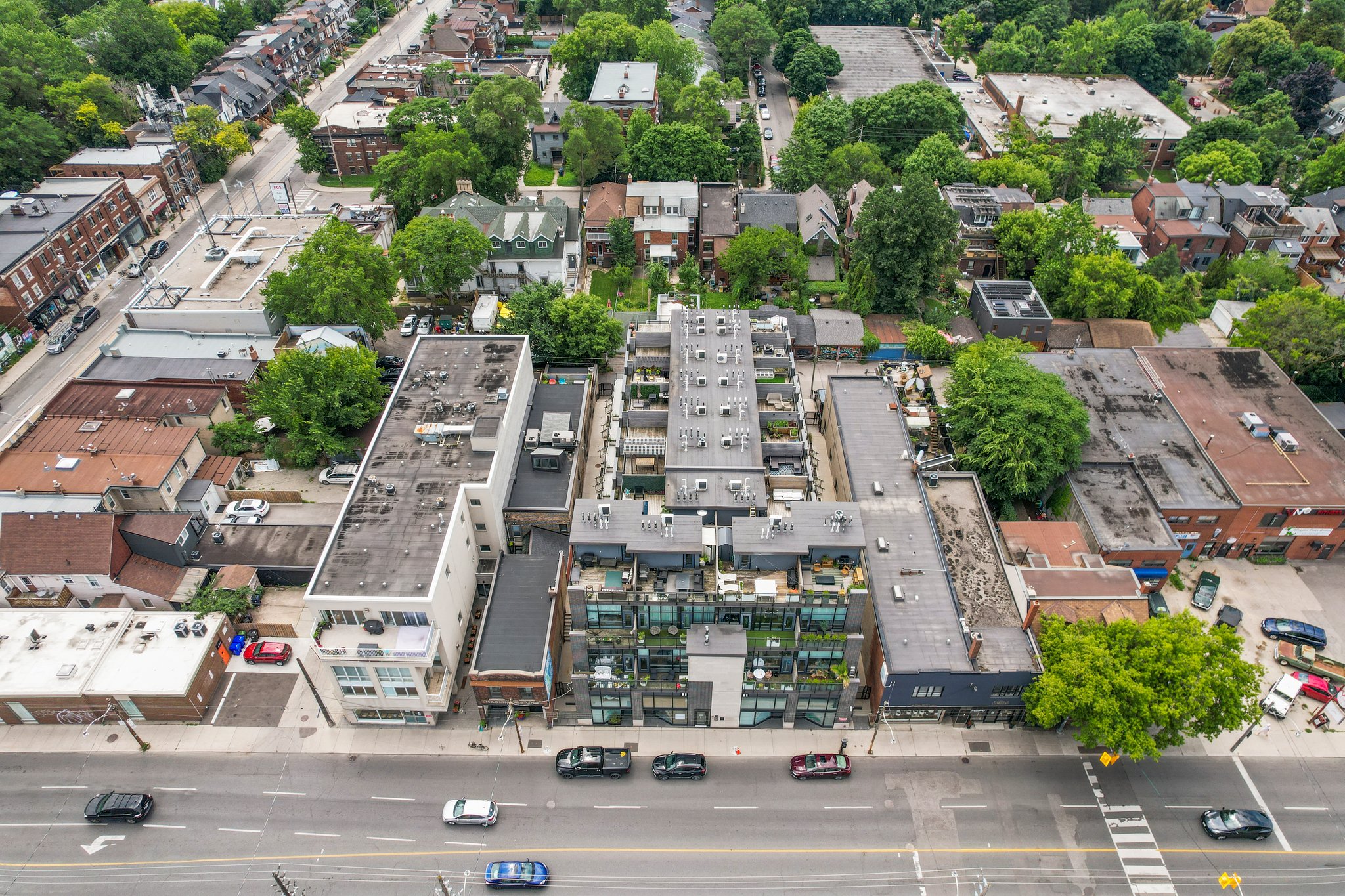 483 Dupont St Unit 112 Toronto, ON M6G 1Y6