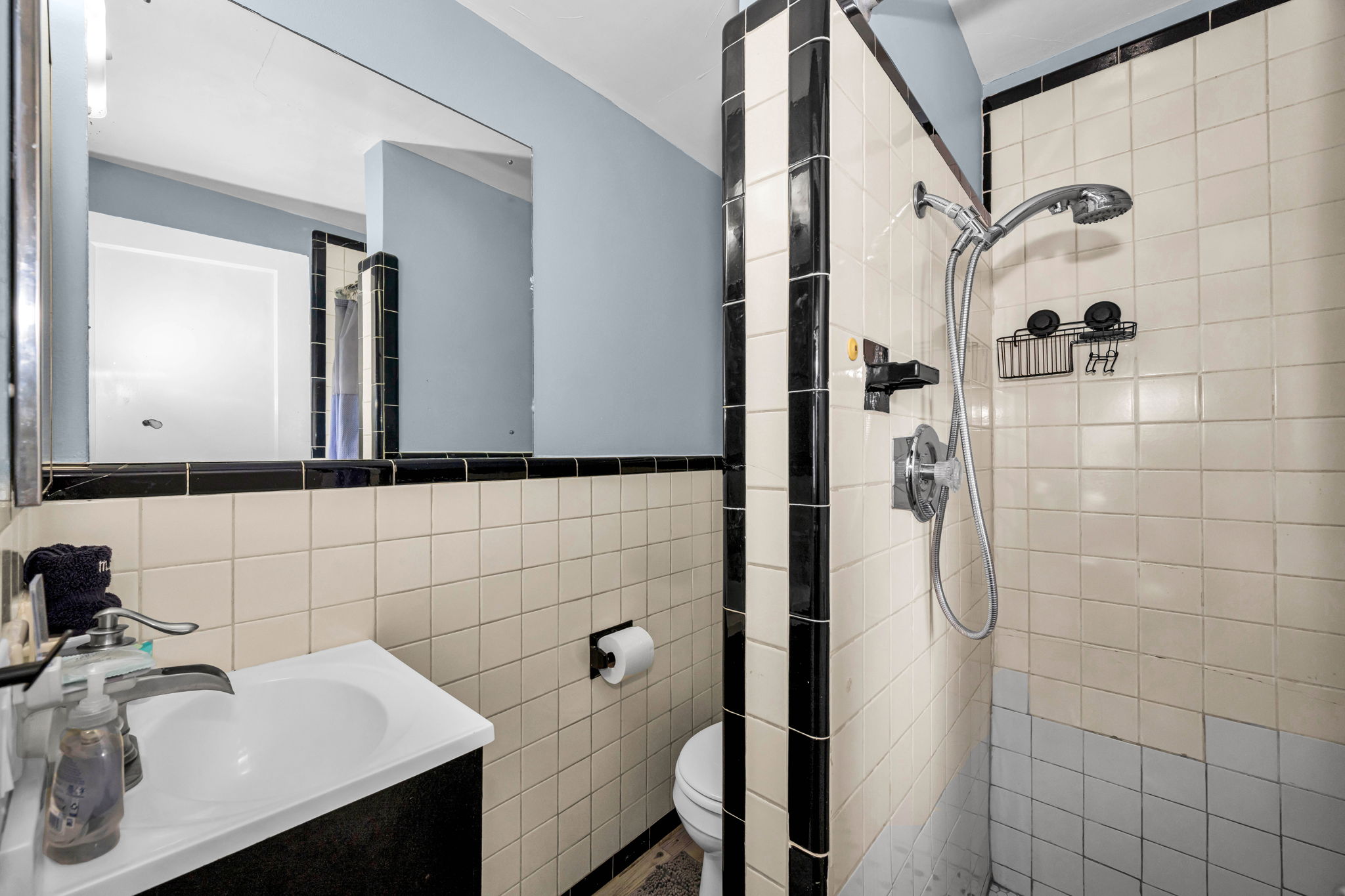 Bathroom 1a