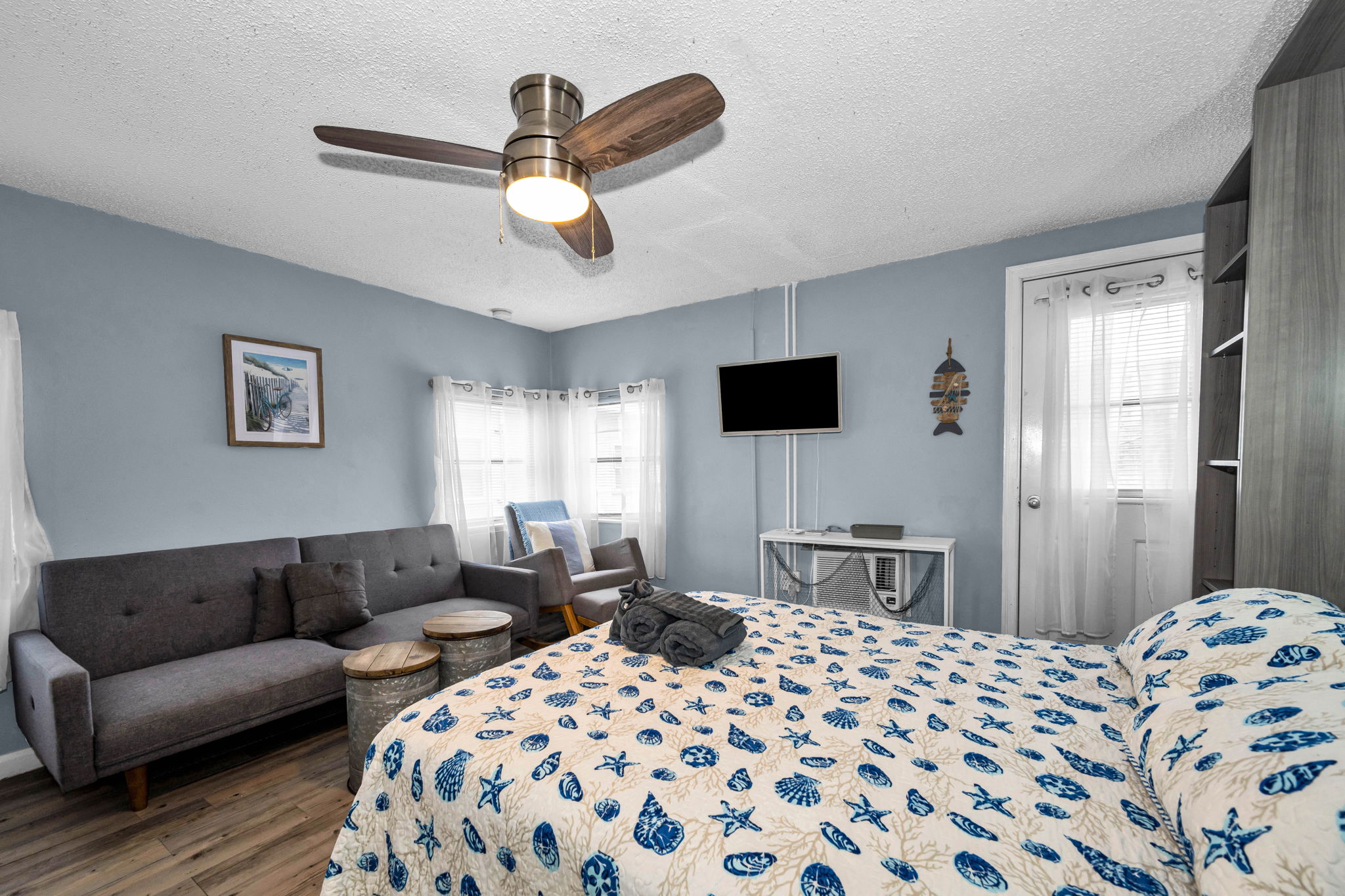Bedroom 1a