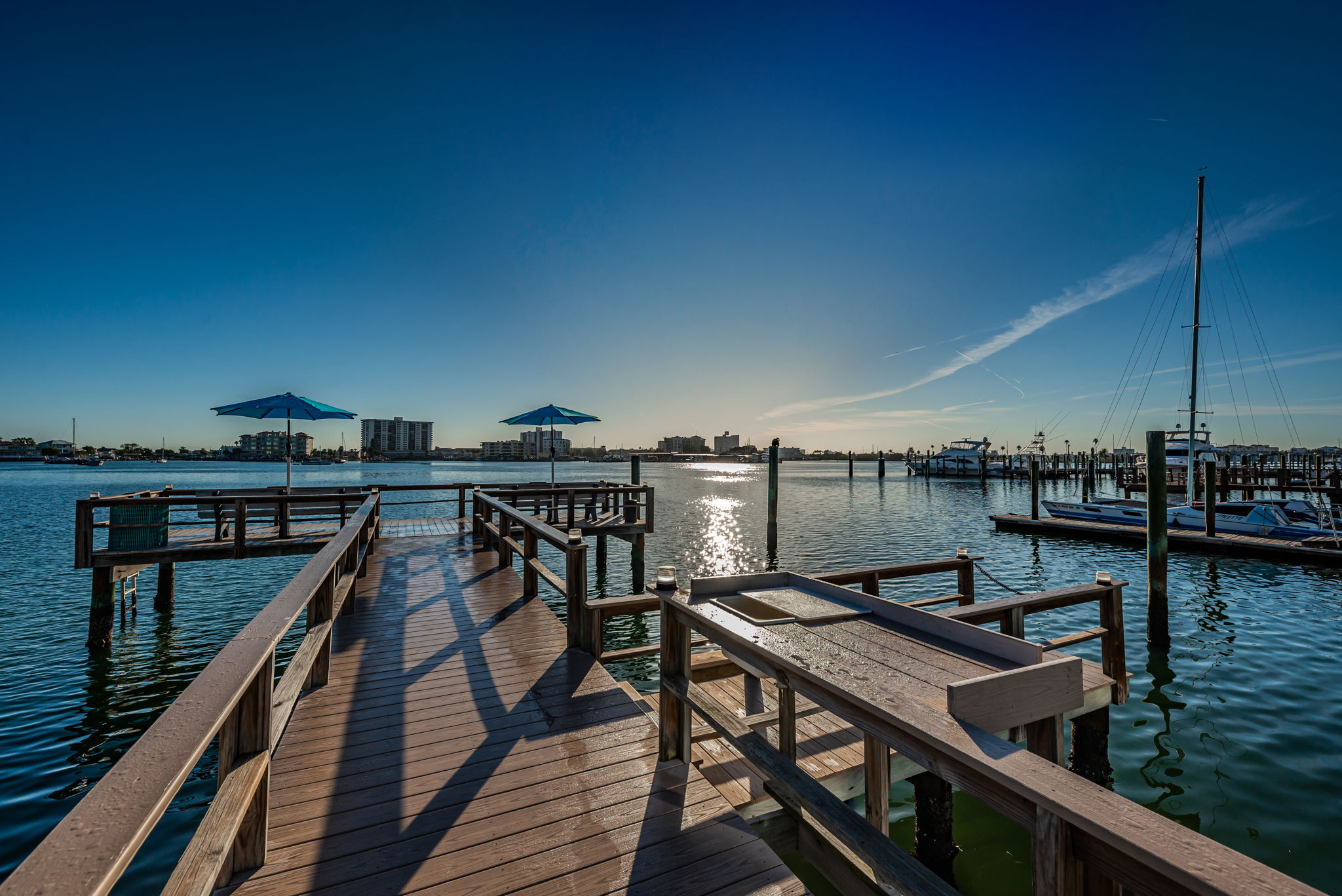 Dock 2