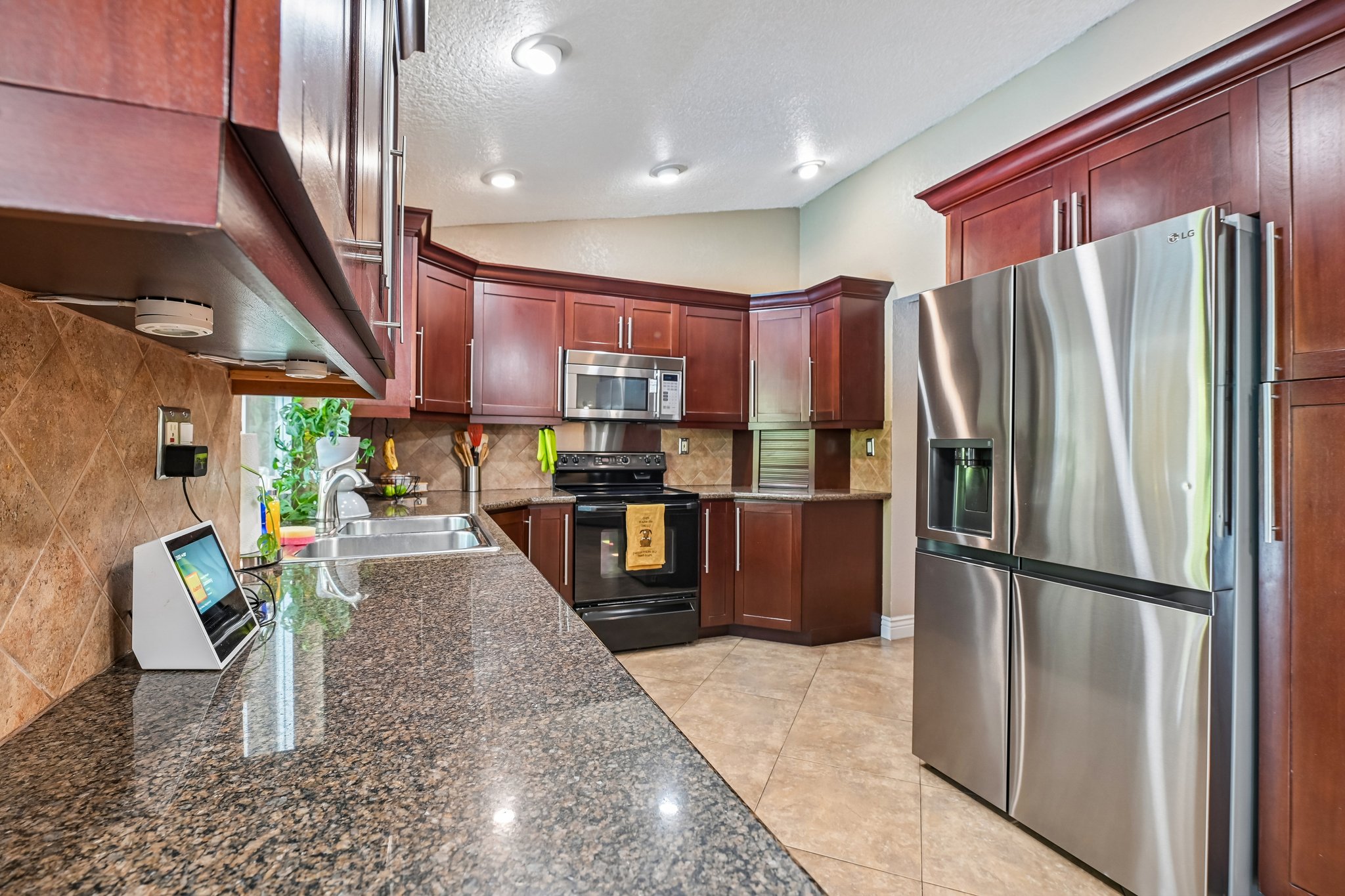 213564 - 483 NW 107th Ave-S1505-015.jpg