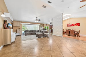 213564 - 483 NW 107th Ave-S1505-005.jpg