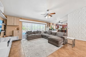 213564 - 483 NW 107th Ave-S1505-008.jpg