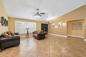 213564 - 483 NW 107th Ave-S1505-010.jpg