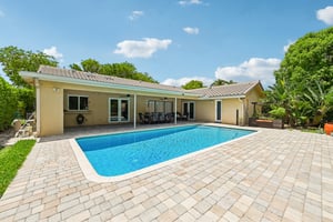 213564 - 483 NW 107th Ave-S1505-040.jpg