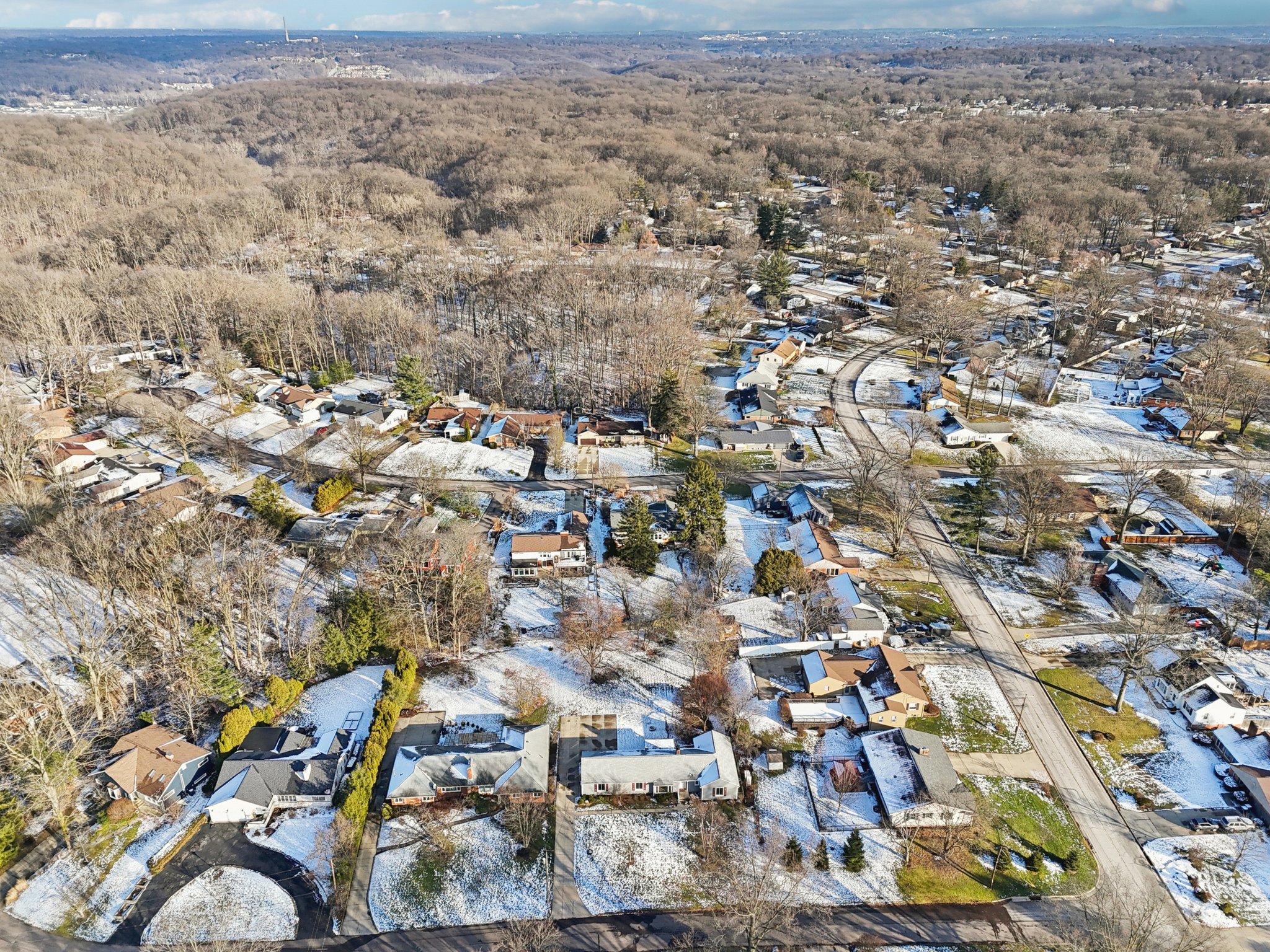 Parkside Dr-S1301-058.jpg