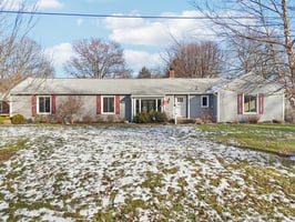 Parkside Dr-S1301-047.jpg