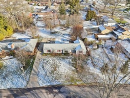 Parkside Dr-S1301-061.jpg