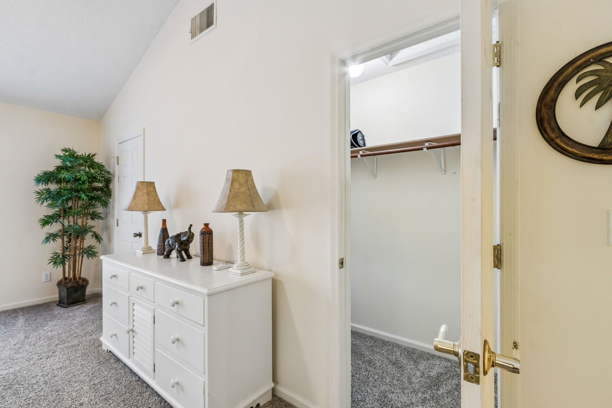 Primary Bedroom Closet