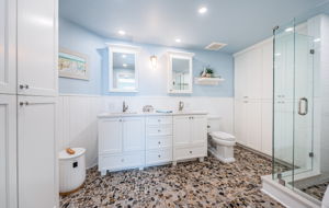 Master Bathroom1a