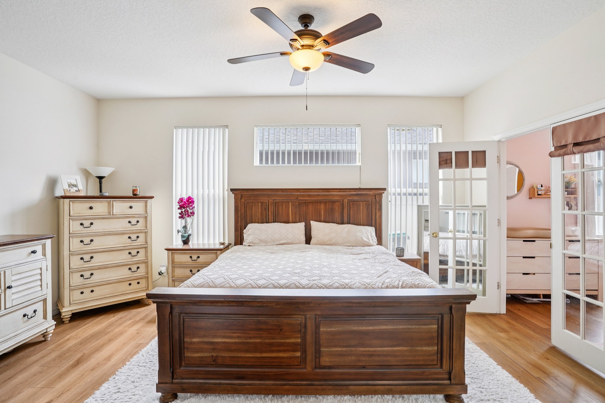 Chalfont Dr-S0807-028.jpg