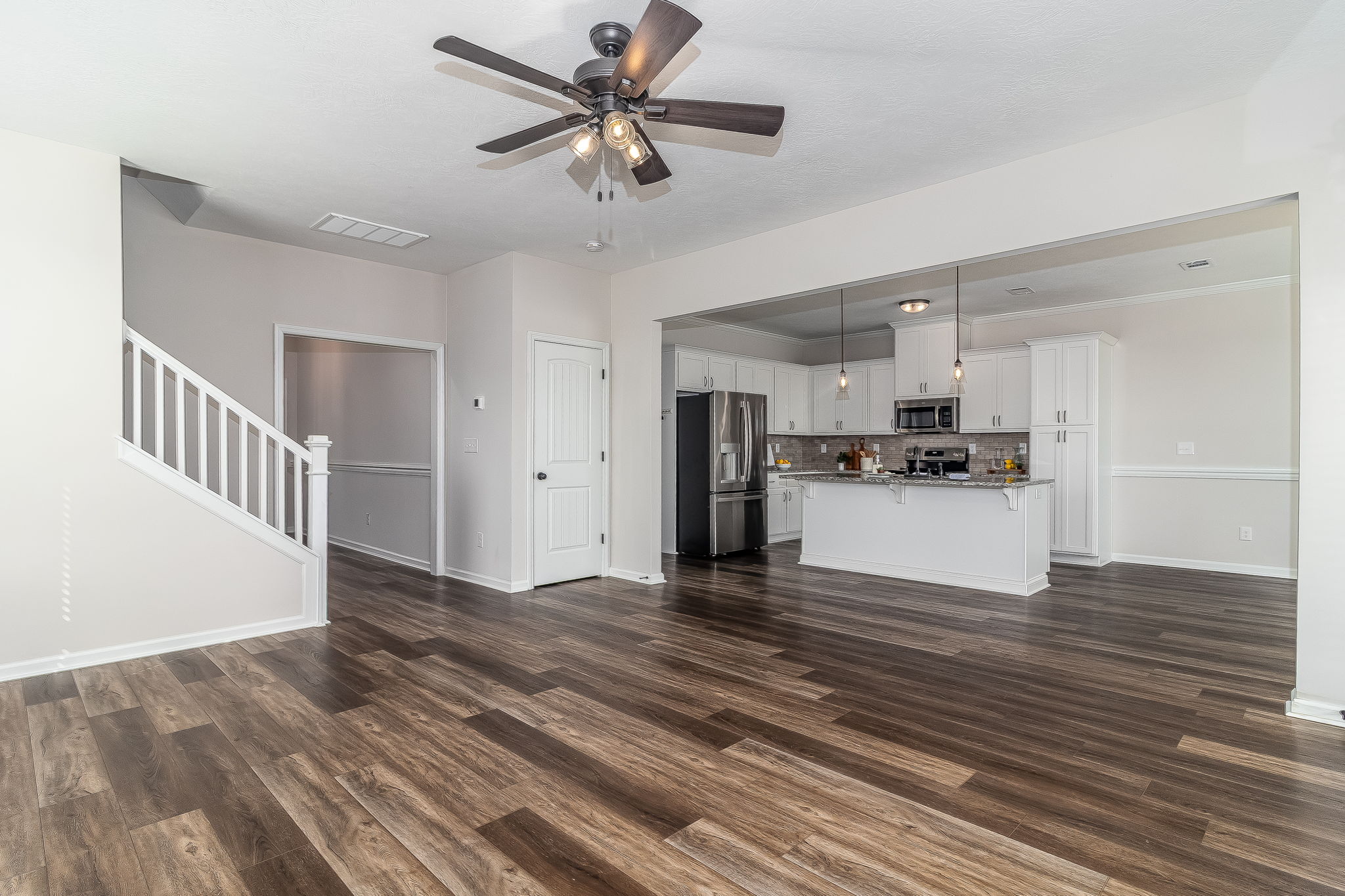 Living Room/Kitchen