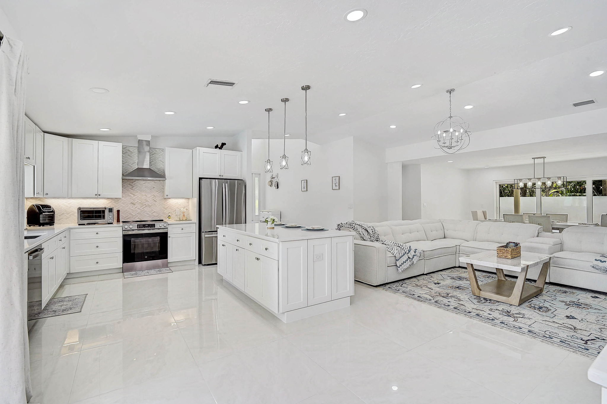 4831 Primrose Path-7
