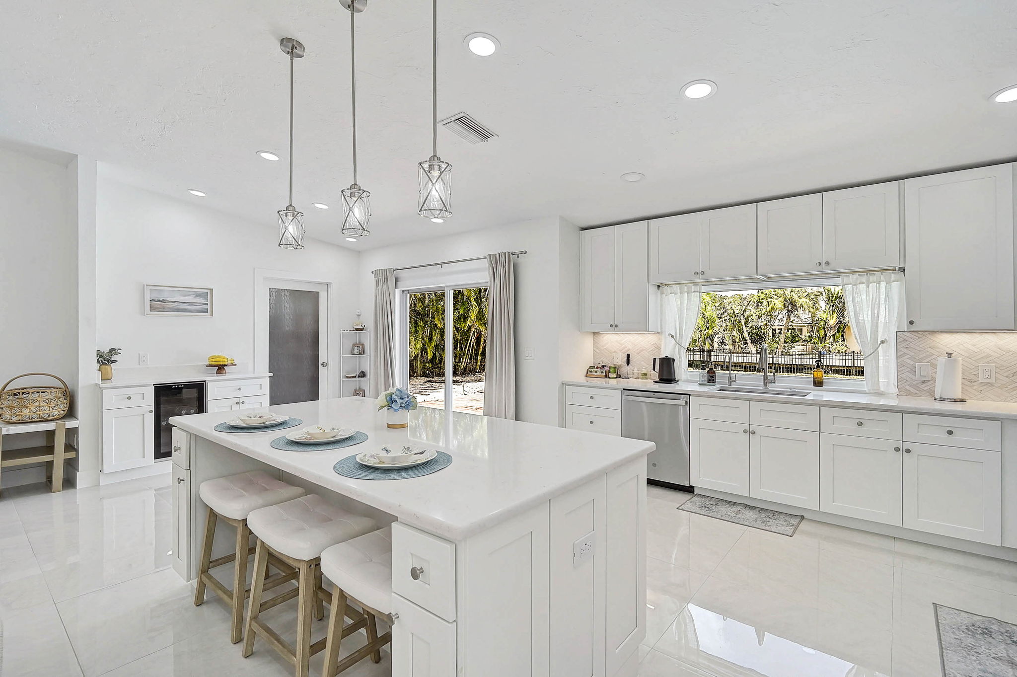 4831 Primrose Path-13