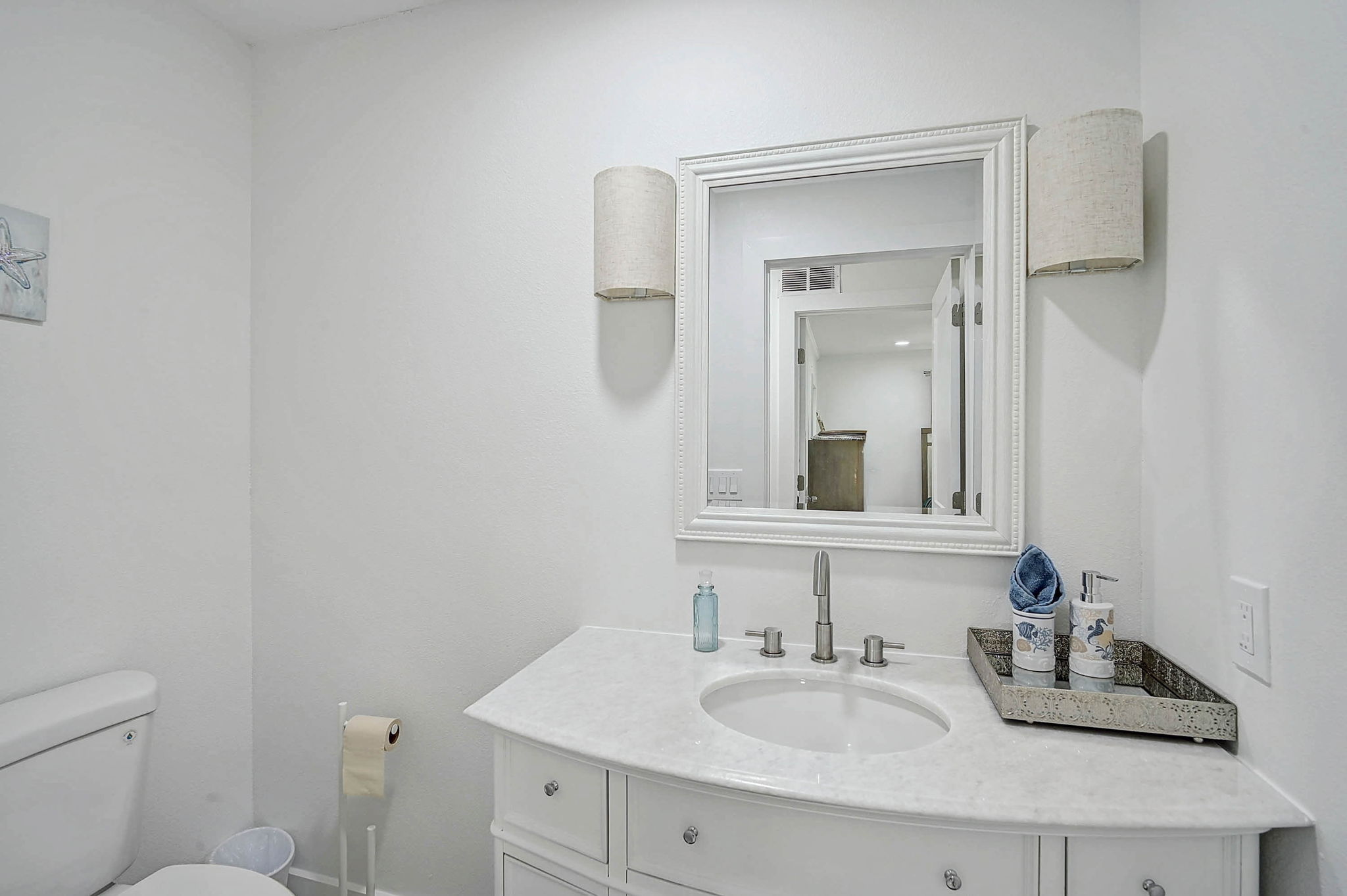 4831 Primrose Path-25
