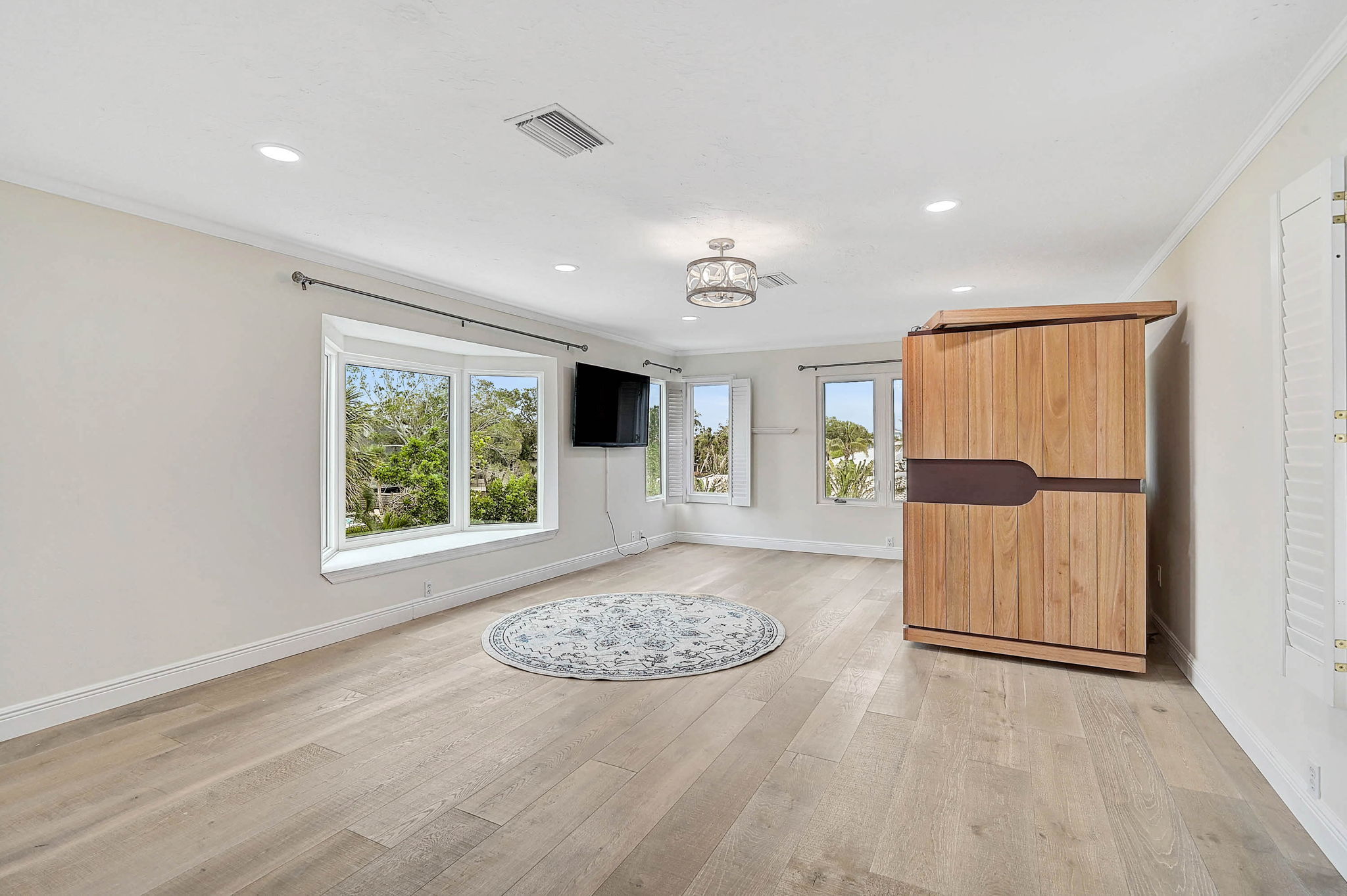 4831 Primrose Path-45