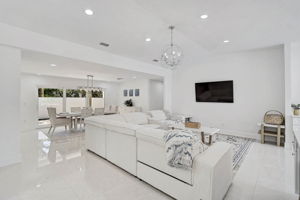 4831 Primrose Path-15